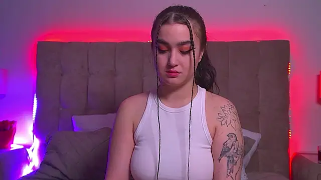 ChristinaMilton online show from January 26, 2025, 4:20 am