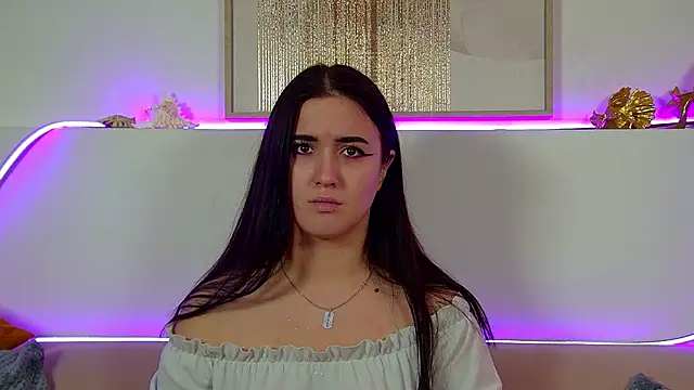 ChristinaMilton online show from September 23, 2025, 6:44 pm