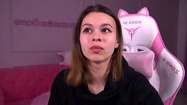 PollyLanders online show from February 23, 2025, 7:28 pm