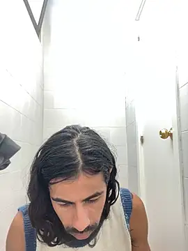 Lucascacaca online show from December 9, 2024, 8:22 am