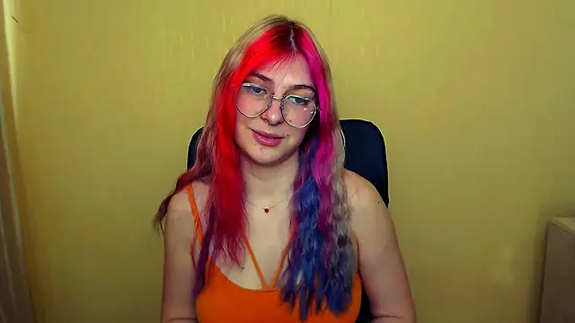 Luna Lush  online show from February 25, 2025, 12:13 pm