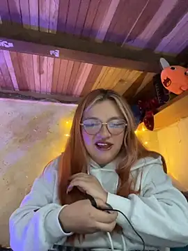 SophiaWeestt99 online show from November 27, 2025, 3:41 am