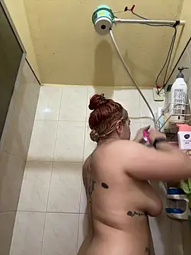 SophiaWeestt99 online show from April 20, 2026, 4:04 am