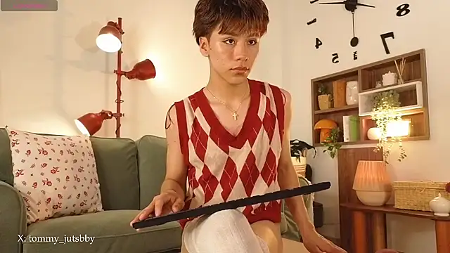 Tommyfoxboy online show from July 13, 2026, 1:14 pm