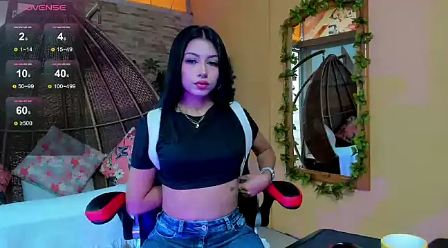 ZaraLim online show from February 5, 2025, 12:06 pm