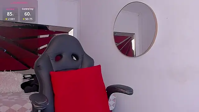 ZaraLim online show from February 14, 2025, 12:03 pm