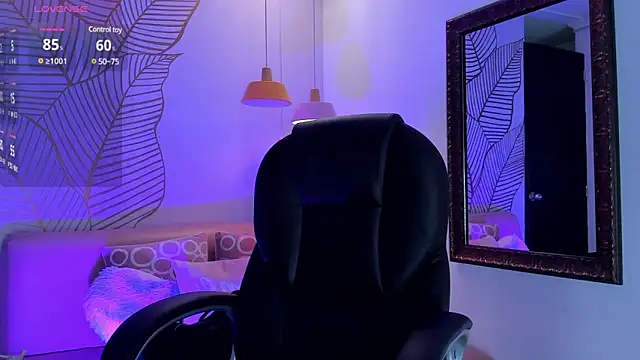 ZaraLim online show from February 28, 2025, 12:09 pm