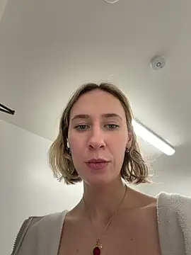 Snapshot of M1ssyk1ssy chatting on June 29, 2026, 12:28 am M1ssyk1ssy online show from June 29, 2026, 12:28 am