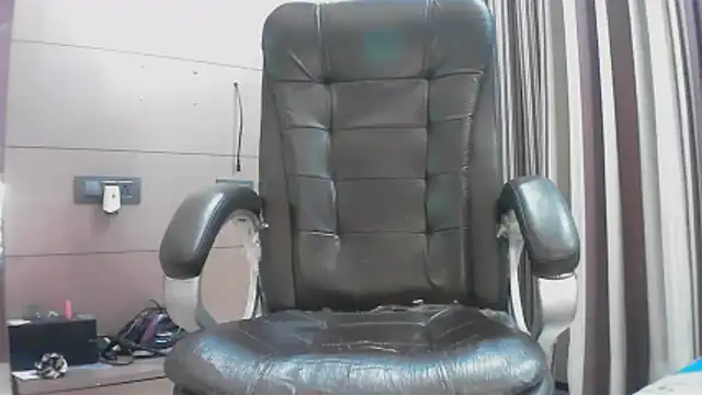 Snapshot of collage_hoty chatting on November 19, 2025, 5:13 pm collage hoty online show from November 19, 2025, 5:13 pm