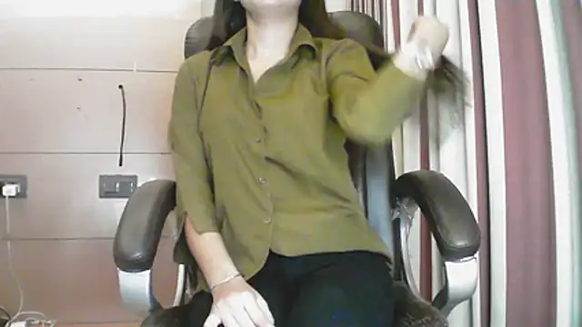 Snapshot of collage_hoty chatting on November 28, 2025, 11:18 pm collage hoty online show from November 28, 2025, 11:18 pm