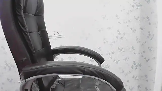 Snapshot of collage_hoty chatting on February 4, 2026, 7:03 am collage hoty online show from February 4, 2026, 7:03 am