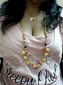 gaurika18 online show from March 9, 2025, 6:11 pm