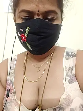 gaurika18 online show from September 14, 2025, 12:04 pm