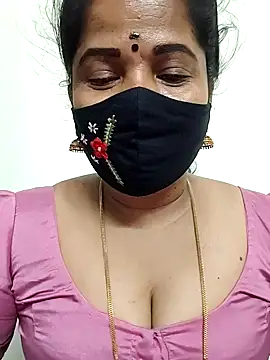 Snapshot of gaurika18 chatting on May 8, 2026, 7:30 pm gaurika18 online show from May 8, 2026, 7:30 pm