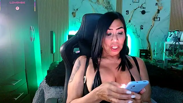 Demion prince online show from April 19, 2026, 1:16 am