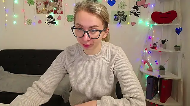 VasilisaSii online show from March 15, 2025, 6:03 am