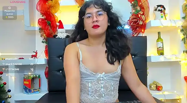 Elith Berry69 online show from December 31, 2024, 9:39 pm