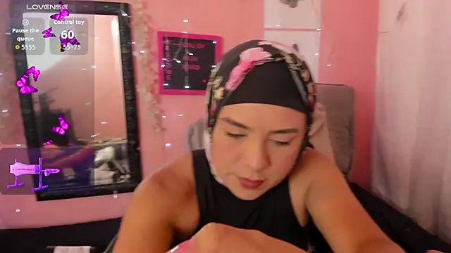 AliaAsad online show from December 5, 2025, 12:25 pm