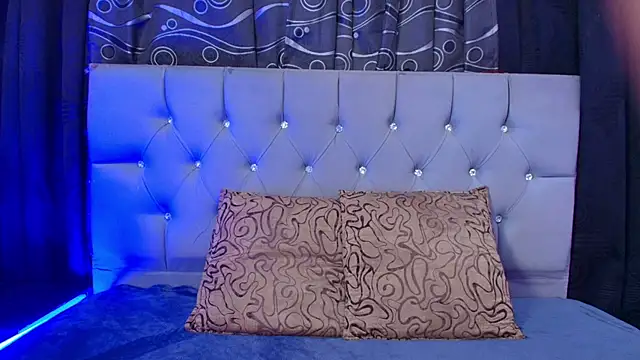 meggan 77 online show from October 8, 2025, 5:05 am