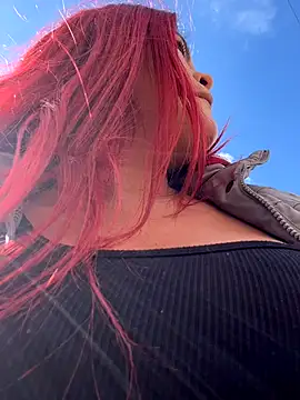 lia moon77 online show from October 14, 2025, 8:20 pm