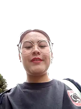 lara moon25 online show from January 25, 2025, 8:31 pm