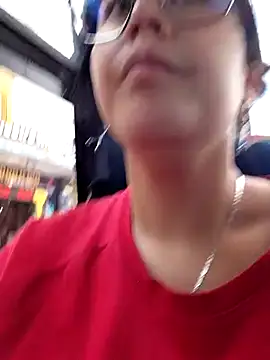 lara moon25 online show from November 26, 2025, 7:04 pm