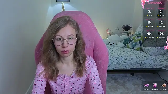 Lill Mary online show from September 16, 2025, 2:45 am