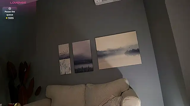 BetsyGonzale online show from March 9, 2025, 4:16 am