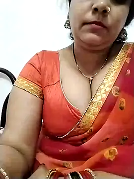 Snapshot of Nyra-23 chatting on January 23, 2025, 7:11 am Nyra-23 online show from January 23, 2025, 7:11 am