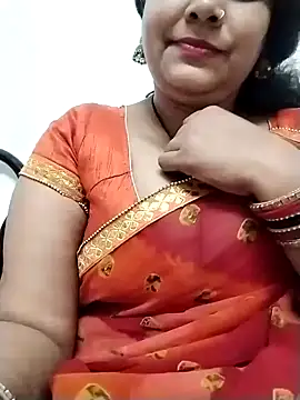 Snapshot of Nyra-23 chatting on January 23, 2025, 11:04 am Nyra-23 online show from January 23, 2025, 11:04 am