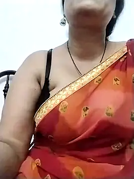 Snapshot of Nyra-23 chatting on January 31, 2025, 12:18 pm Nyra-23 online show from January 31, 2025, 12:18 pm