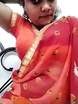 Snapshot of Nyra-23 chatting on February 21, 2025, 8:07 am Nyra-23 online show from February 21, 2025, 8:07 am