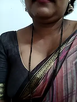 Snapshot of Nyra-23 chatting on September 15, 2025, 9:53 am Nyra-23 online show from September 15, 2025, 9:53 am