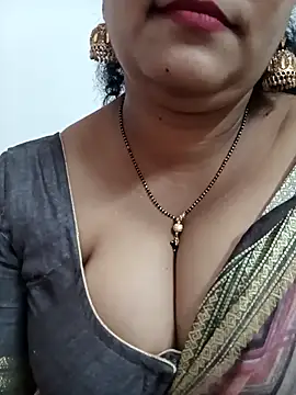 Snapshot of Nyra-23 chatting on November 16, 2025, 10:10 am Nyra-23 online show from November 16, 2025, 10:10 am