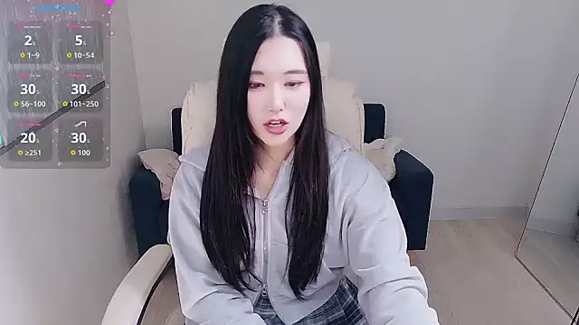 who Lilly online show from November 16, 2025, 3:56 am