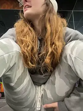 psilybaby online show from March 1, 2025, 4:47 am