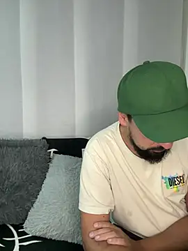 camianddanna online show from December 24, 2024, 12:11 am