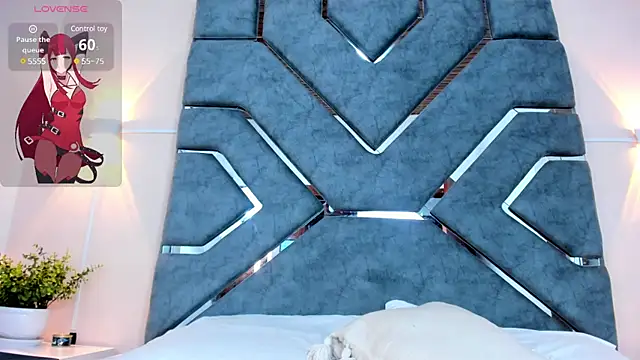 ashlyrey-1 online show from February 13, 2025, 9:49 pm