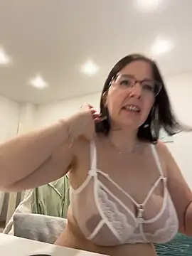 B Bonya m online show from December 4, 2025, 4:22 am