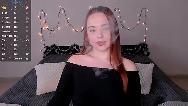 LittleKiitten online show from December 22, 2024, 12:16 pm