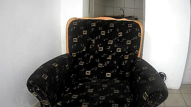 GoldenPussyXOXO online show from April 22, 2026, 11:50 pm