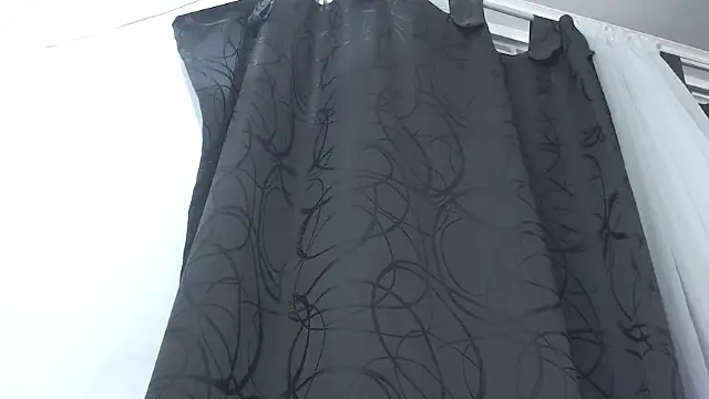 Kitten Hot  online show from March 7, 2026, 8:11 am