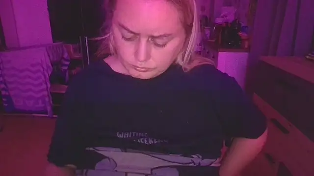 Meliss Official9 online show from March 14, 2025, 8:49 pm