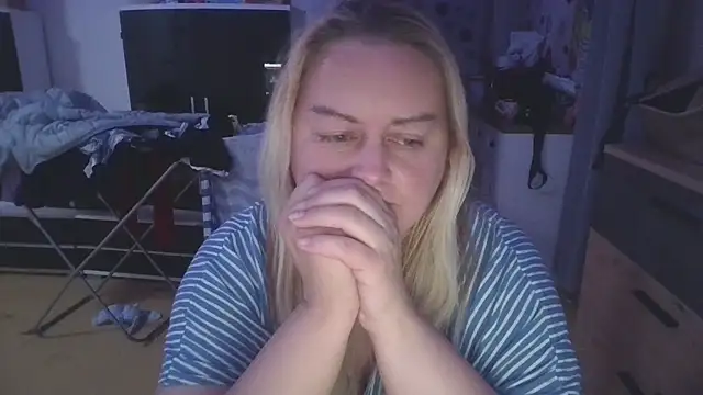 Meliss Official9 online show from March 15, 2025, 5:59 pm