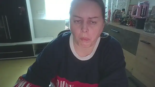 Snapshot of Meliss_Official9 chatting on January 5, 2026, 8:12 pm Meliss Official9 online show from January 5, 2026, 8:12 pm