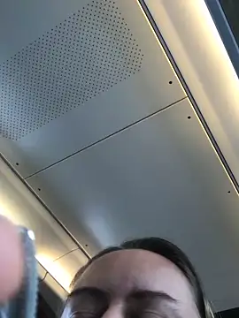 Snapshot of Meliss_Official9 chatting on February 18, 2026, 9:27 am Meliss Official9 online show from February 18, 2026, 9:27 am