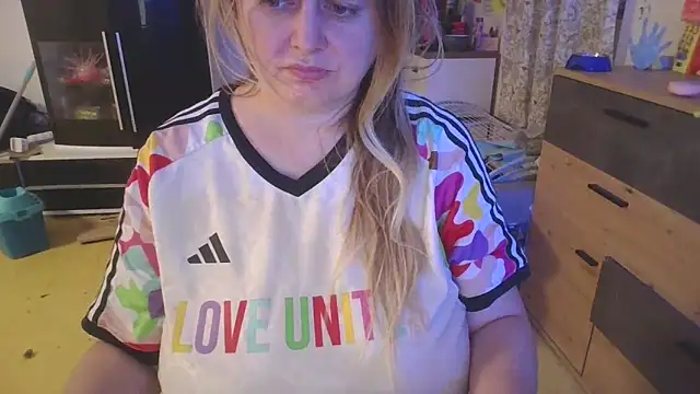 Snapshot of Meliss_Official9 chatting on March 30, 2026, 5:47 pm Meliss Official9 online show from March 30, 2026, 5:47 pm