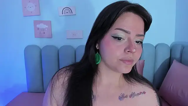 curvy rousi online show from January 13, 2026, 11:37 am