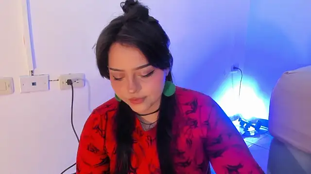 curvy rousi online show from February 20, 2026, 3:47 am