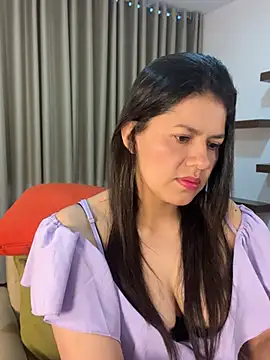 Alice Biel online show from December 26, 2024, 9:47 pm